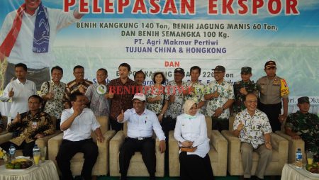 Menteri Pertanian Lepas Ekspor Benih Kangkung, Jagung dan Semangka